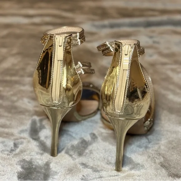 EUC Forever Link Gold Stiletto 4in Heels with Ankle Strap - Picture 4 of 6